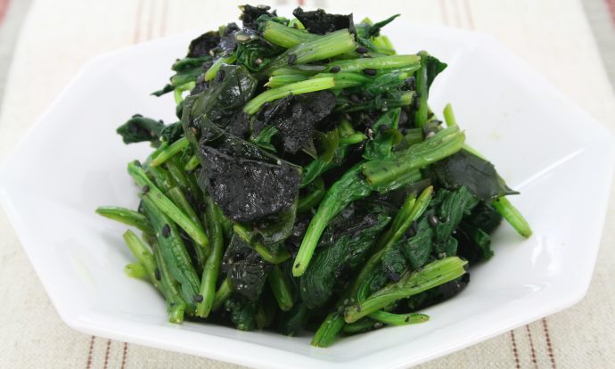 ほうれん草とわかめの焼きのり和え