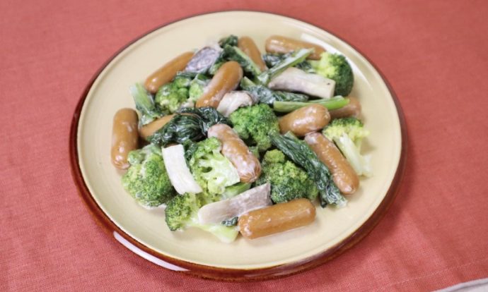 ウインナーとブロッコリーのマヨ炒め