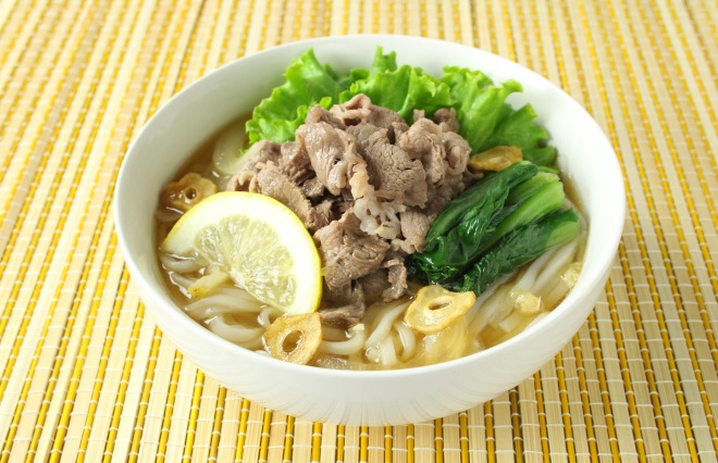 牛肉の塩レモンフォー