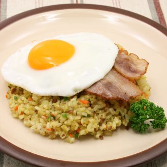 ベーコンエッグカレーチャーハン
