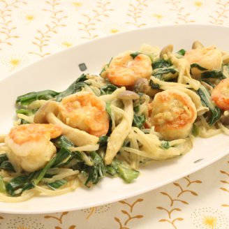 エビとにらのカレー風味マヨ炒め