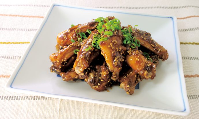 ゴマたっぷり甘酢手羽中煮