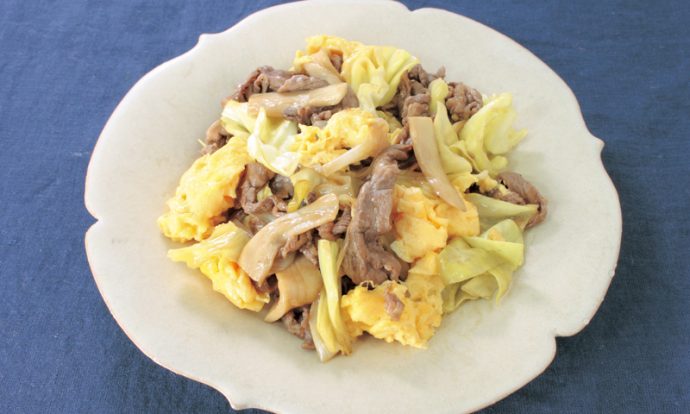 牛肉とキャベツのたまご炒め