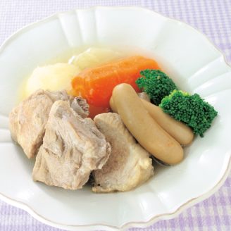 新じゃがとスペアリブのポトフ