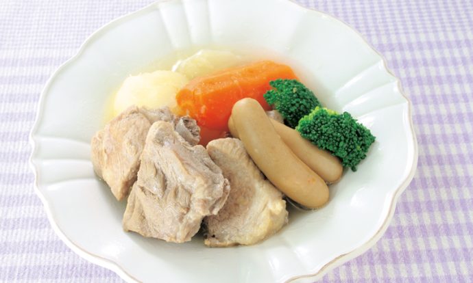 新じゃがとスペアリブのポトフ