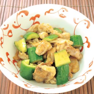 たたききゅうりと豚肉の醤油漬け