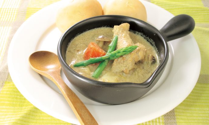 手羽元と野菜の豆乳スープカレー