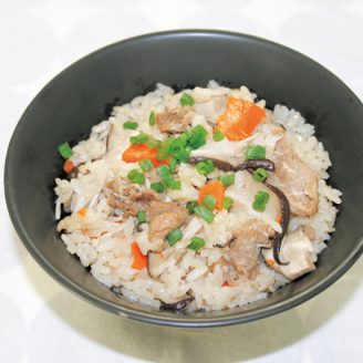 豚肉の中華風炊き込みご飯