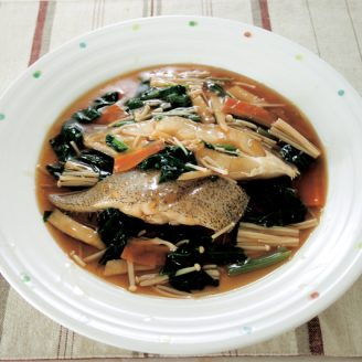 カレイのほうれん草あんかけ