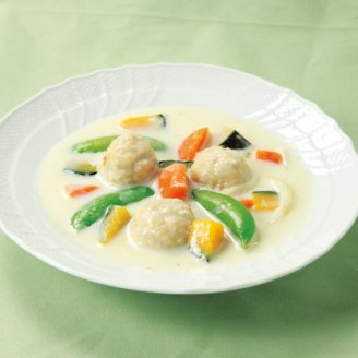 彩り野菜のクリームシチュー