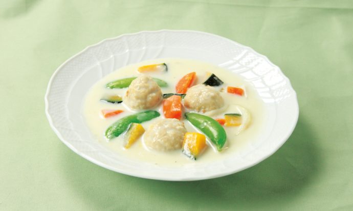 彩り野菜のクリームシチュー