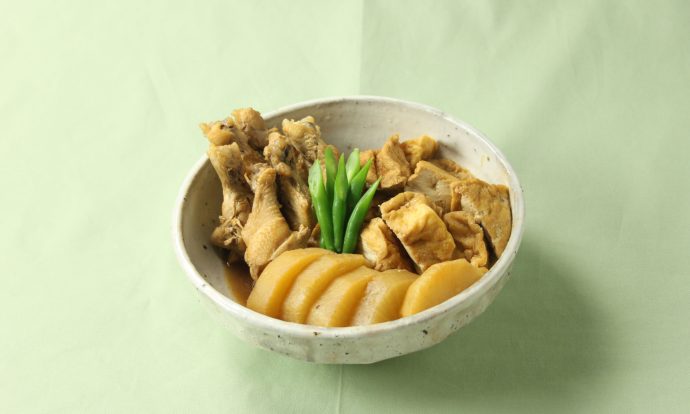 手羽元と大根の煮物