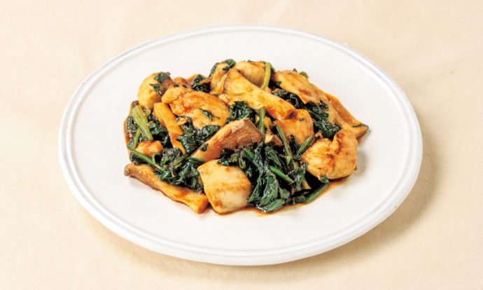 鶏ムネ肉とほうれん草のケチャップジンジャー炒め