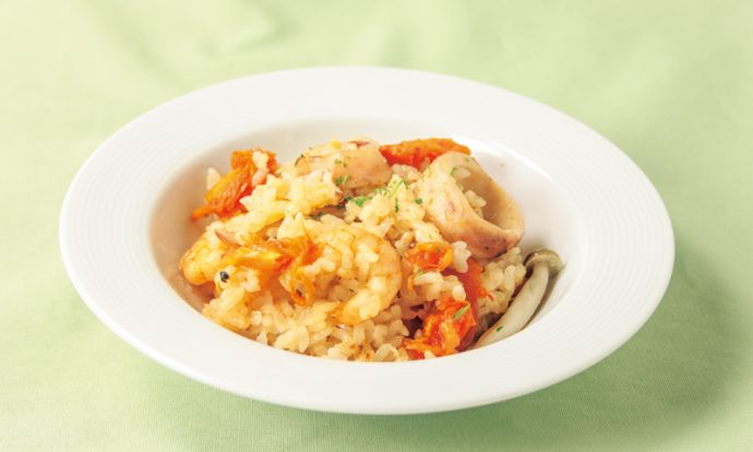 シーフードとトマトのピラフ