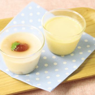 2種のふるふるミルクプリン（プレーン＆いちご）