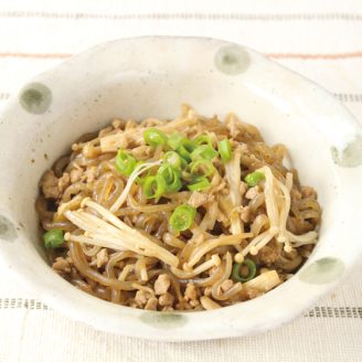 豚ミンチとこんにゃくのそぼろ煮