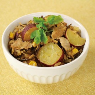 さつまいもとツナの炊き込みごはん