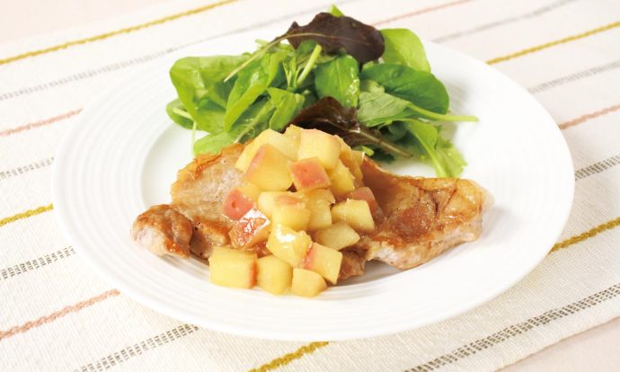 りんごソースのポークソテー