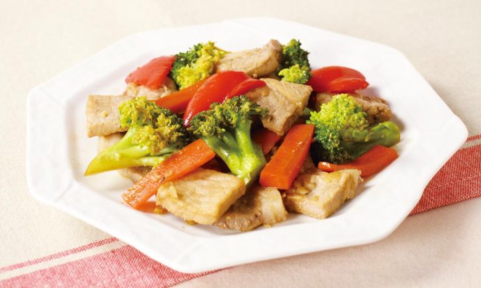 豚肉と彩野菜のレモン炒め