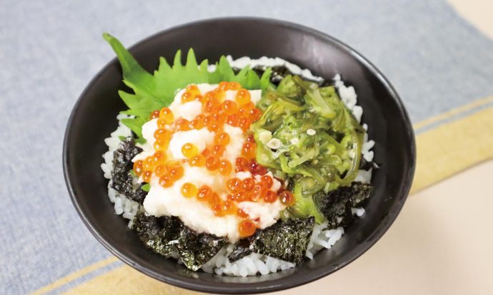 たたき長いものいくら丼