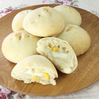 コーンチーズパン