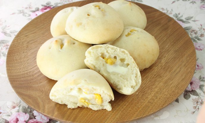 コーンチーズパン