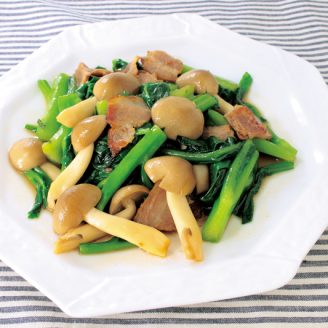 ベーコンとつるむらさきのソテー