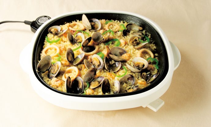 ホットプレートでパエリア