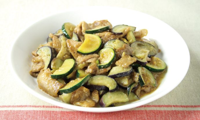 ズッキーニと豚バラのオイマヨ炒め