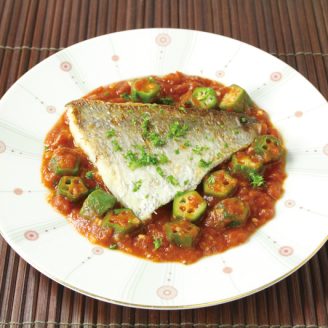 鯛の塩糀ソテー オクラソース