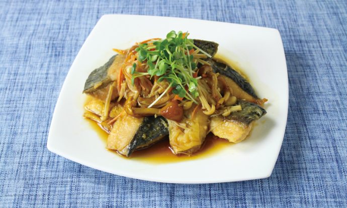 マスとどっさりきのこの南蛮漬け