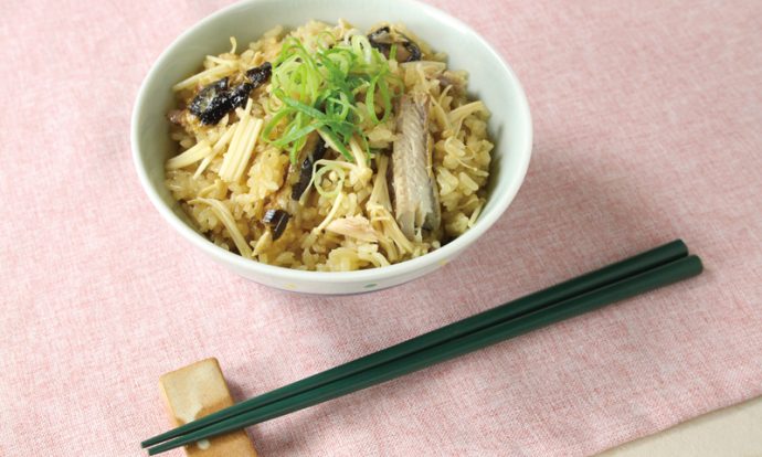 さんまとえのきの炊き込みごはん