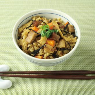 焼豚とあげの炊き込みごはん