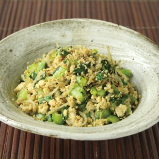 小松菜とじゃこの炒り豆腐