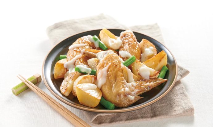 手羽先と新じゃがの香ばし焼き