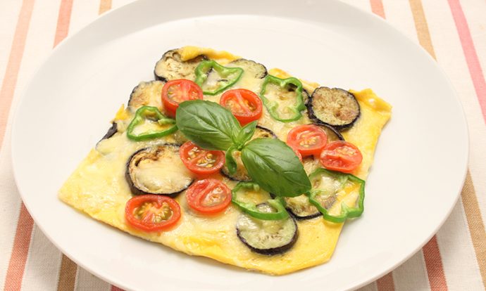 夏野菜のピザ風玉子焼き