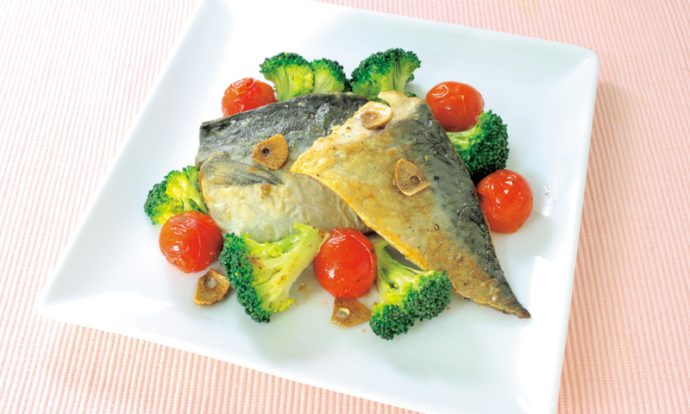 塩さばと野菜のガーリックソテー