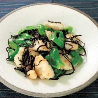 塩吹昆布を使って！鶏肉とピーマンと炒め物