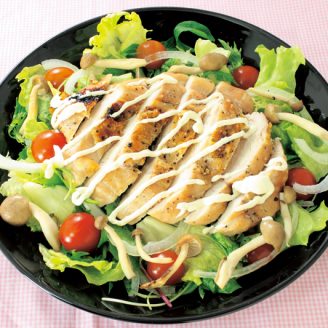 グリルチキンのサラダ