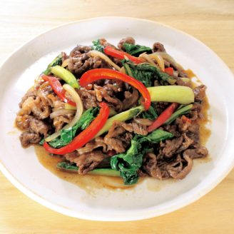 牛肉と小松菜の黒酢炒め