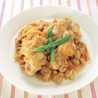 手羽元と大豆のフレッシュトマト煮