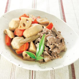 牛肉と根菜の甘辛煮
