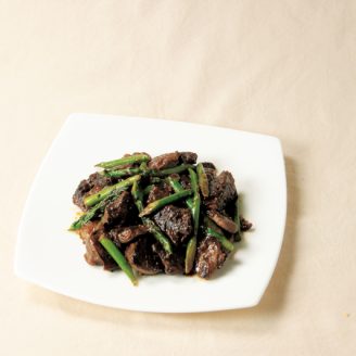 鶏レバーとアスパラのコク旨炒め