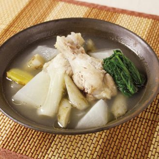 手羽元と根菜のサムゲタン