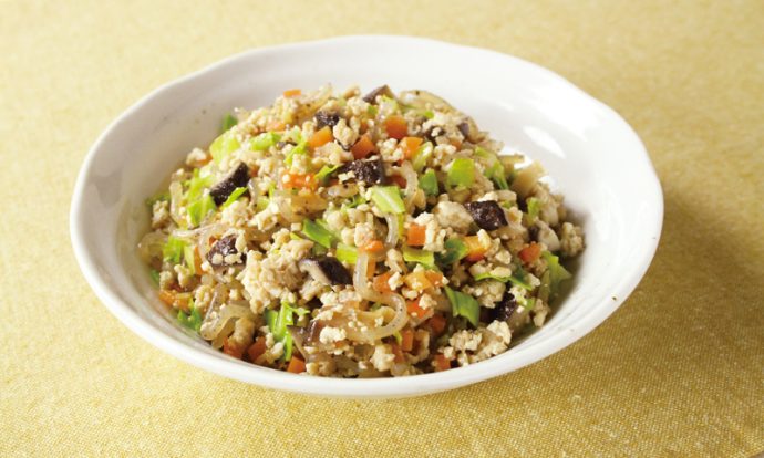 鶏ひき肉といろいろ野菜の炒り豆腐