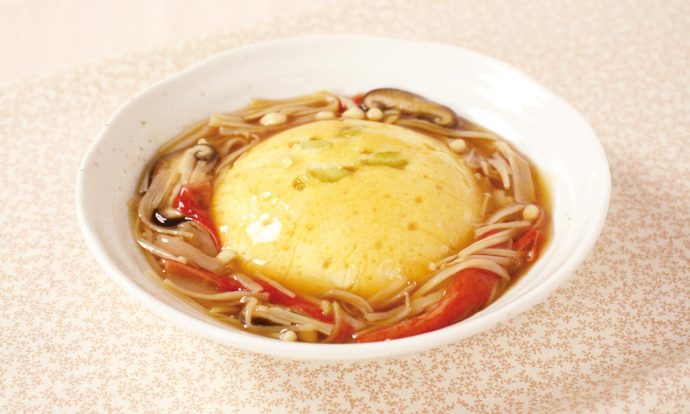 豆腐とかにかまの茶巾蒸し