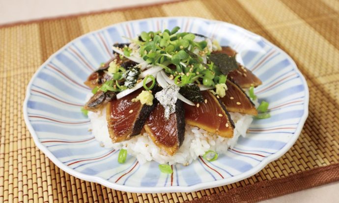 かつおのたたき漬け丼