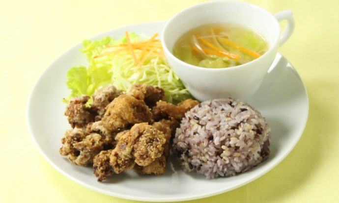 大豆まるごとミートの唐揚げ