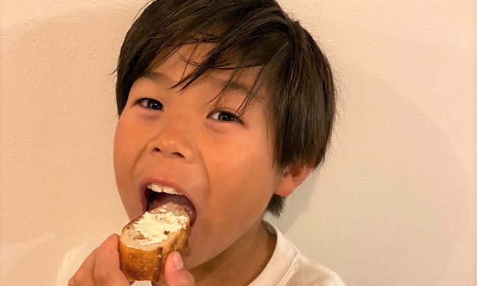 ノンホモ牛乳で！ふってふってバター作り