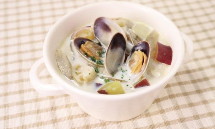 根菜たっぷりクラムチャウダー